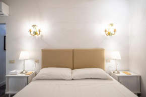 The Luxor Suites - Capponi
